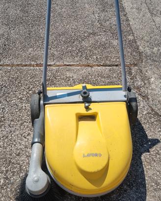 Spazzatrice Manuale Lavoro Bsw 650M