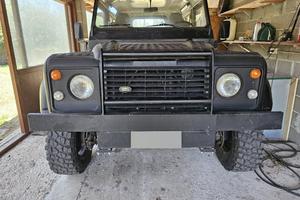 Land Rover Defender  LD 90  HT Turbo 2