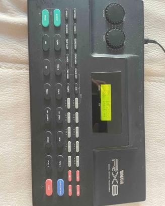 YAMAHA RX 8 (16 BIT PCM LATE 80's DRUM MACHINE)