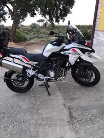 Benelli trk502 x