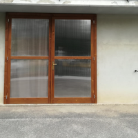 Porta in legno per esterno