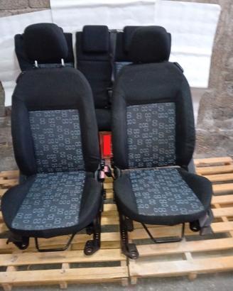 sedili Ford Fiesta MK5 5 porte