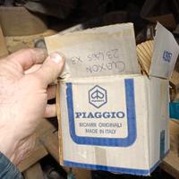 Clacson 12 volt Vespa PK nos Piaggio