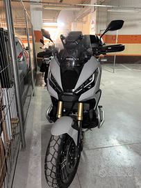 Honda xadv gravel 750  5500km 2023