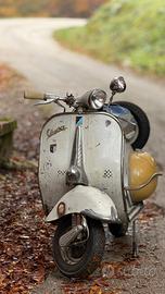 Vespa struzzo vl3 conservata accessoriata VENDUTA