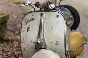 Vespa struzzo vl3 conservata accessoriata VENDUTA