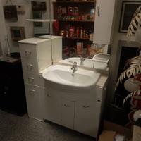Arredo bagno mobile a terra