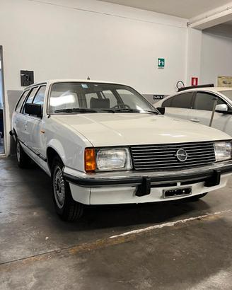 OPEL Rekord E 2000 S benzina Caravan - 1980