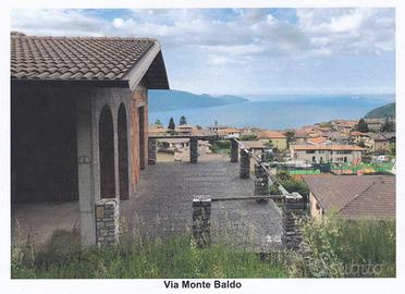 Villetta in costruzione sul Lago di Garda