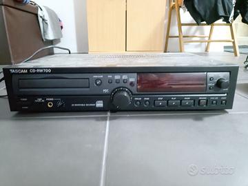 TASCAM CD-RW700   LETTORE CD HI-FI MASTERIZZATORE