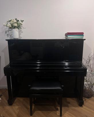 Pianoforte verticale Kawai