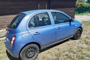 Nissan Micra automatica gpl