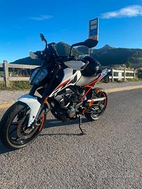 KTM DUKE 125 2020