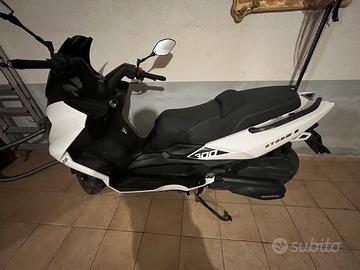 Wottan Storm S 300 Scooter pari al nuovo