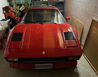 FERRARI 208 GTS Carburatori
