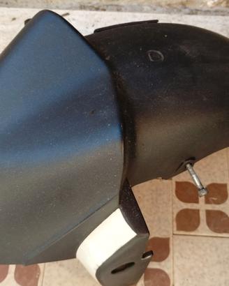 Parafango anteriore Malaguti Madison s250 del 2002