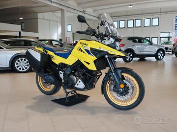 Suzuki V-Strom 1050  con PERMUTA 