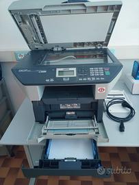 Stampante laser Brother DCP-8060 + toner nuovo