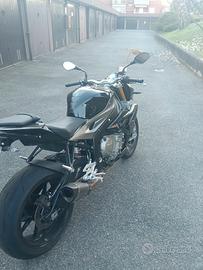 BMW S1000R