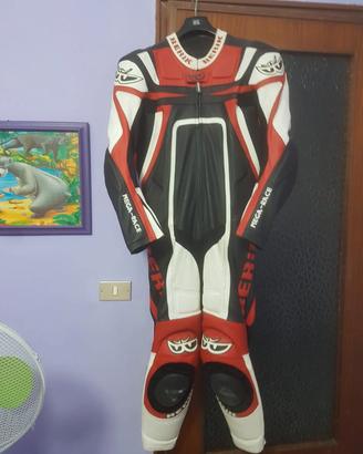 Tuta moto berik
