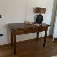Tavolo in legno massello