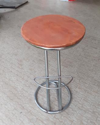 sgabello in acciaio legno 