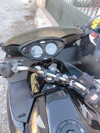 Honda dueville 650 2004