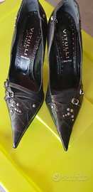 Scarpe in pelle tacco