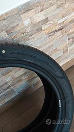 Pirelli PZero Estive 245 45 R19 102Y - NUOVE 2025