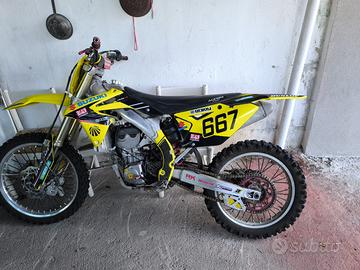 Cross Suzuki Valenti RM-Z 450 2016