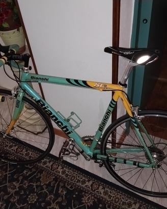 Bicicletta Bianchi Reparto Corse Alluminio 