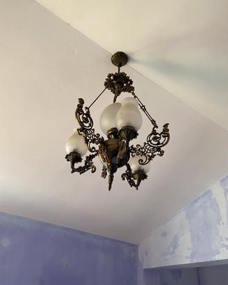 Lampadario bronzo/ottone stile classico/antico
