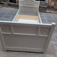 Letto liberty con cassettone