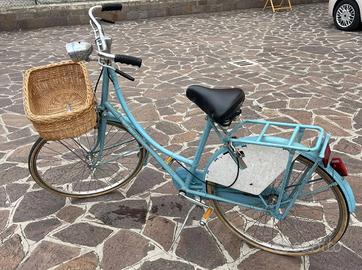 Bicicletta azzurra ruota 65 - DISP. SOLO RITIRO