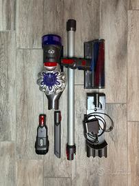Dyson V8 Advanced con batteria nuova