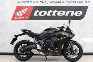 HONDA CBR 650 R E-CLUTCH NEW 2026 IN PRONTA CONSEG
