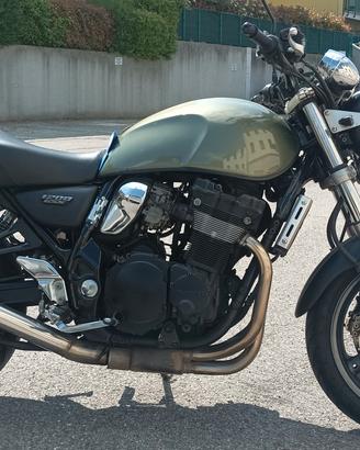 Suzuki GSX 1200 Inazuma 