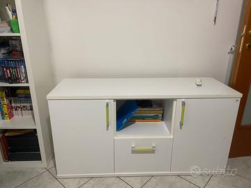 Armadio e mobile basso