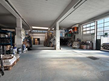 CAPANNONE A VALMADRERA