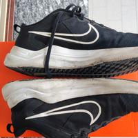 Nike Scarpe Downshifter 12