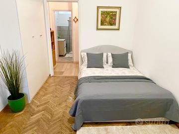 Singola con bagno privato adiacente Cattolica