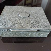 tabacchiera in argento lavorato