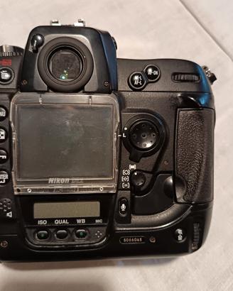 Nikon D2X Body – Fotocamera Reflex Professionale