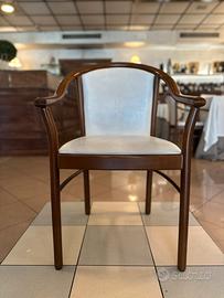 Sedie in legno per ristorante o bar