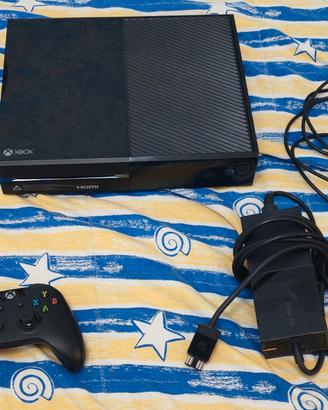 Xbox One 500GB + Batterie + 1 Gioco