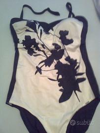 Costume da bagno Triumph