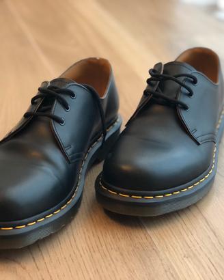 Dr. Martens uomo basse nere