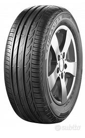 Gomme Bridgestone Turanza T001 215/60/r17 96h