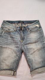 Bermuda jeans