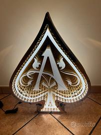 Espositore ARMAND DE BRIGNAC champagne luminoso